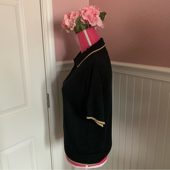 Vintage San Remo by Laura Knits Short Sleeved Collared Sweat with Gold Accents - Picture 5 of 9